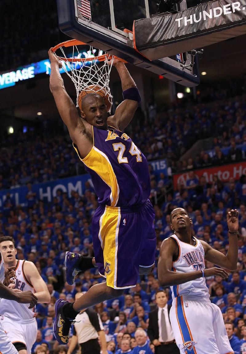 nba灌篮大赛；NBA灌篮大赛